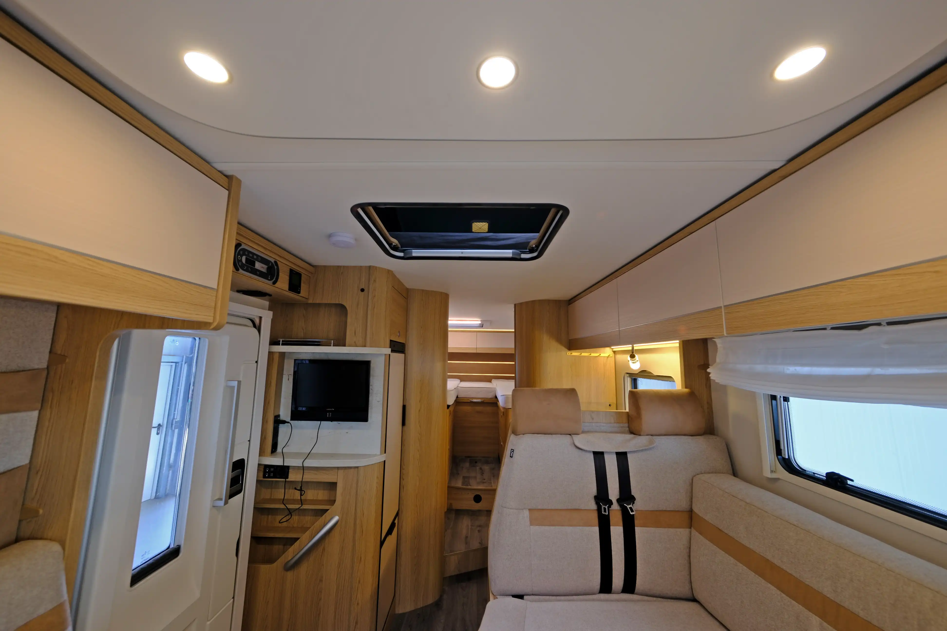 LMC Cruiser T 732 G